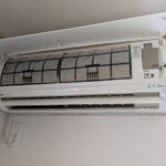エアコンクリーニング施工前のエアコン全体